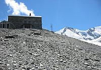 La cabane Blüemlisalp