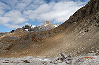 En approchant de La Selle, le paysage ressemble de plus en plus à un désert