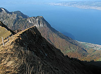 St-Gingolph, vu des pentes terminales du Grammont