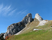 Les Jumelles and the chalet des Crosses