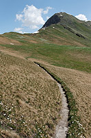 Approaching the Tête de Bernarde (2534m, 8314ft)