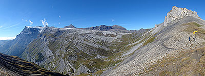 Vu de la Croix de la Cha: le massif des Diablerets