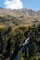 Leaving the valley at Le Pichioc towards La Lé, then Vercorin